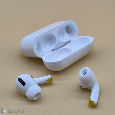 Bluetooth гарнитура BOROFONE BW90 білі, вакуумні, сенсорні з кейсом
